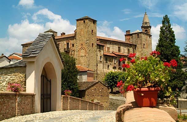 Il Grappolo In Langa Vila Monastero Bormida Exterior foto